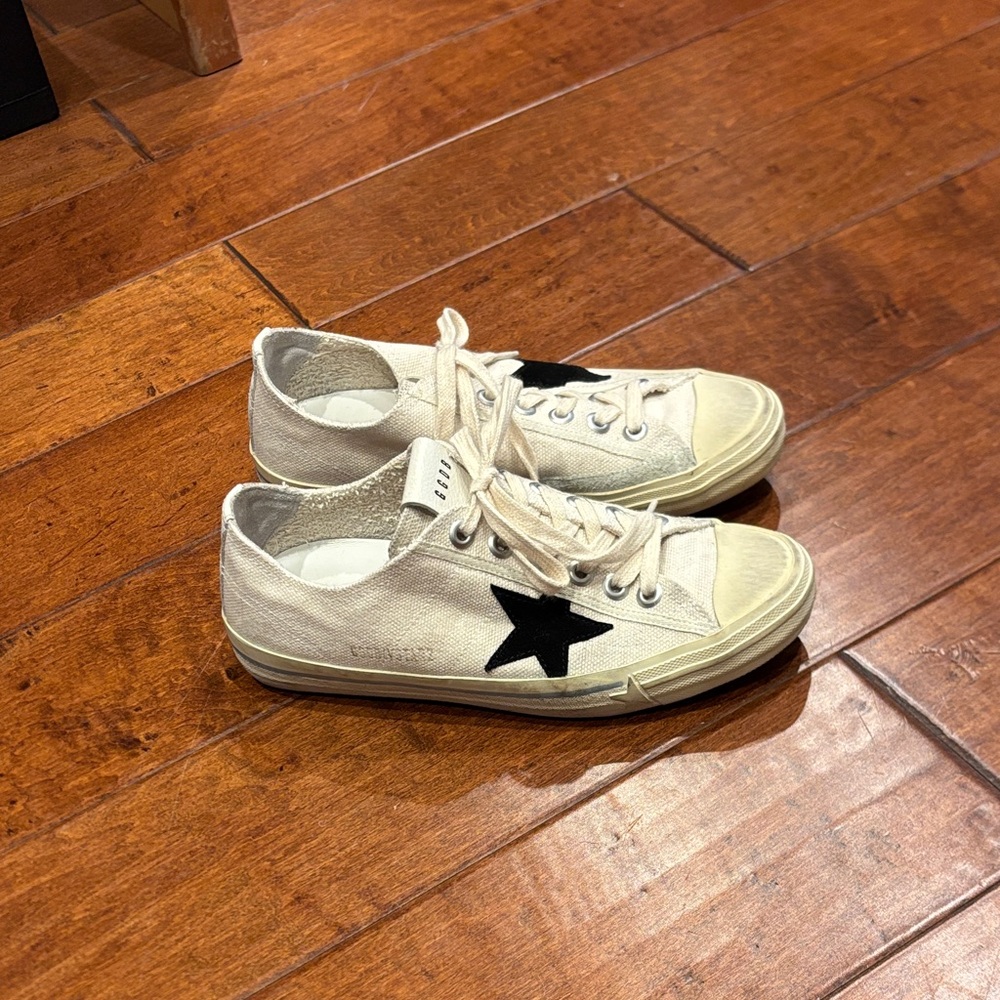 Golden Goose VStar2 Sneakers